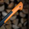 Топор FISKARS Х21 средний черный/оранжевый в комплекте:нож 1025436
